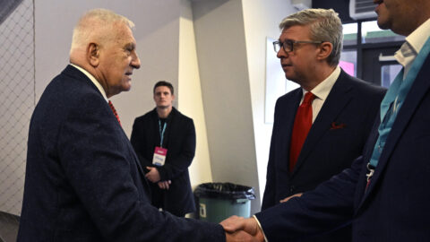 Karel Havlíček si s Václavem Klausem v lecčem rozumí.