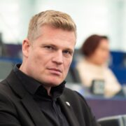 Europoslanec Filip Turek (za Motoristy sobě)